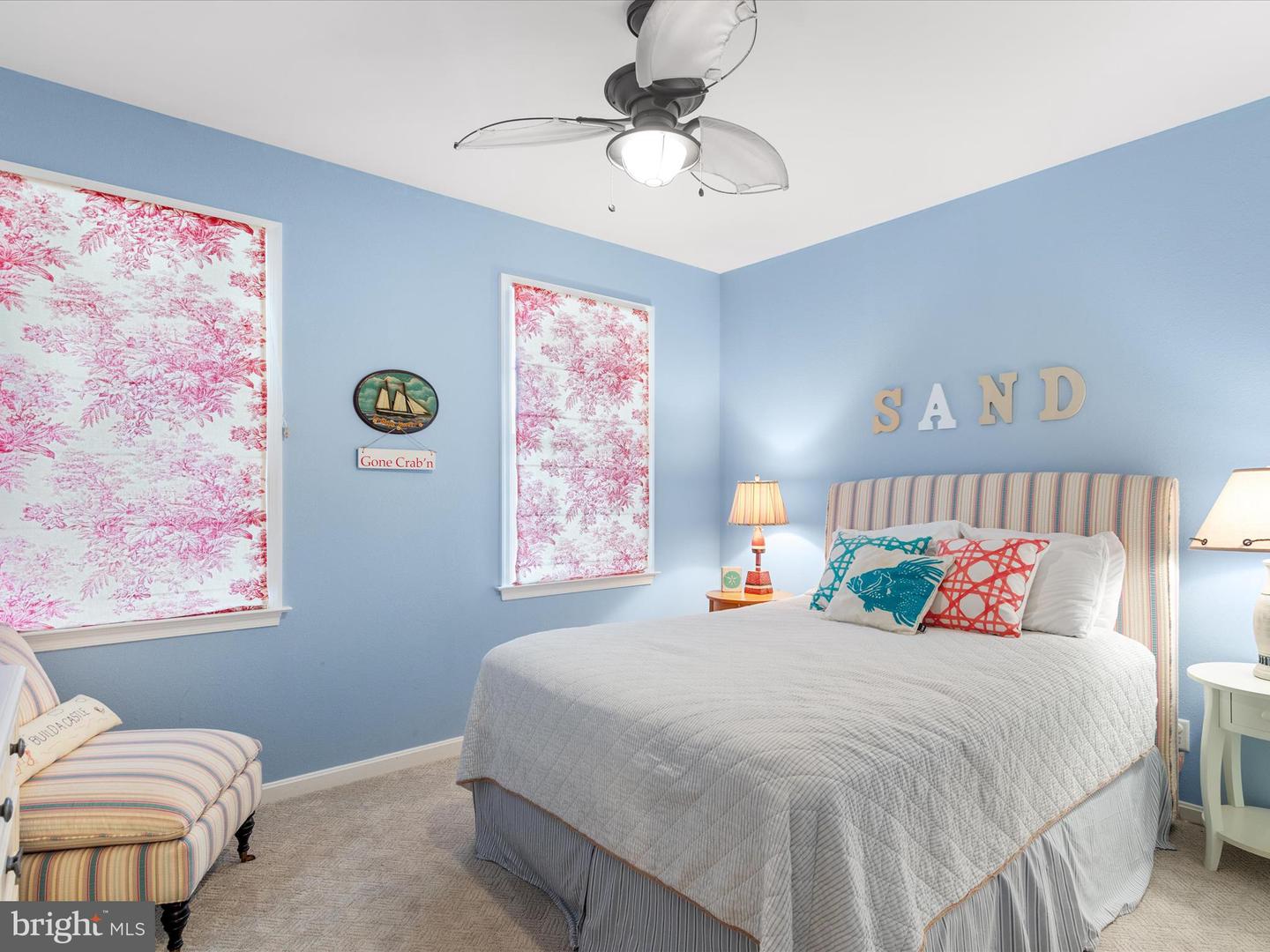 Photo 18 of 91 of 11468 W Sand Cove Rd townhome