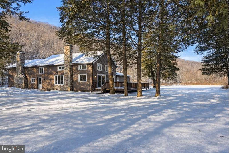115 Lake Seldom Seen Rd