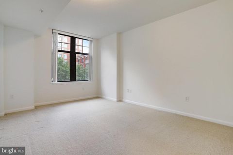 Condominium in Arlington VA 1021 Garfield STREET 29.jpg