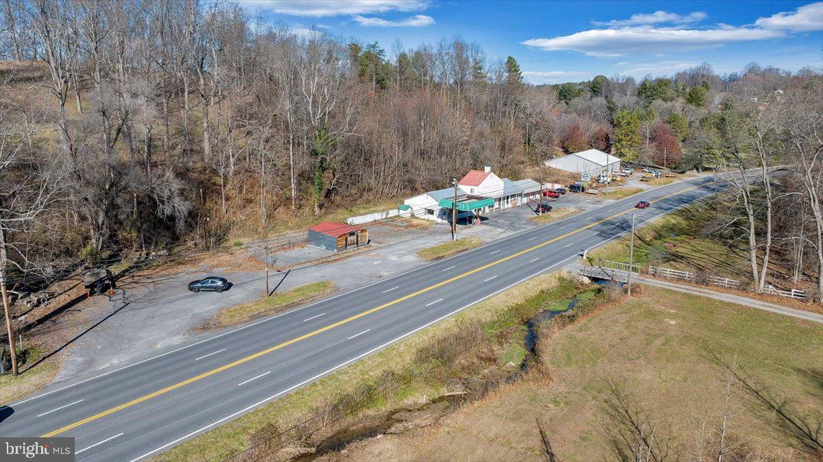 7367 Lee Highway Hwy, Troutville, VA, 24175