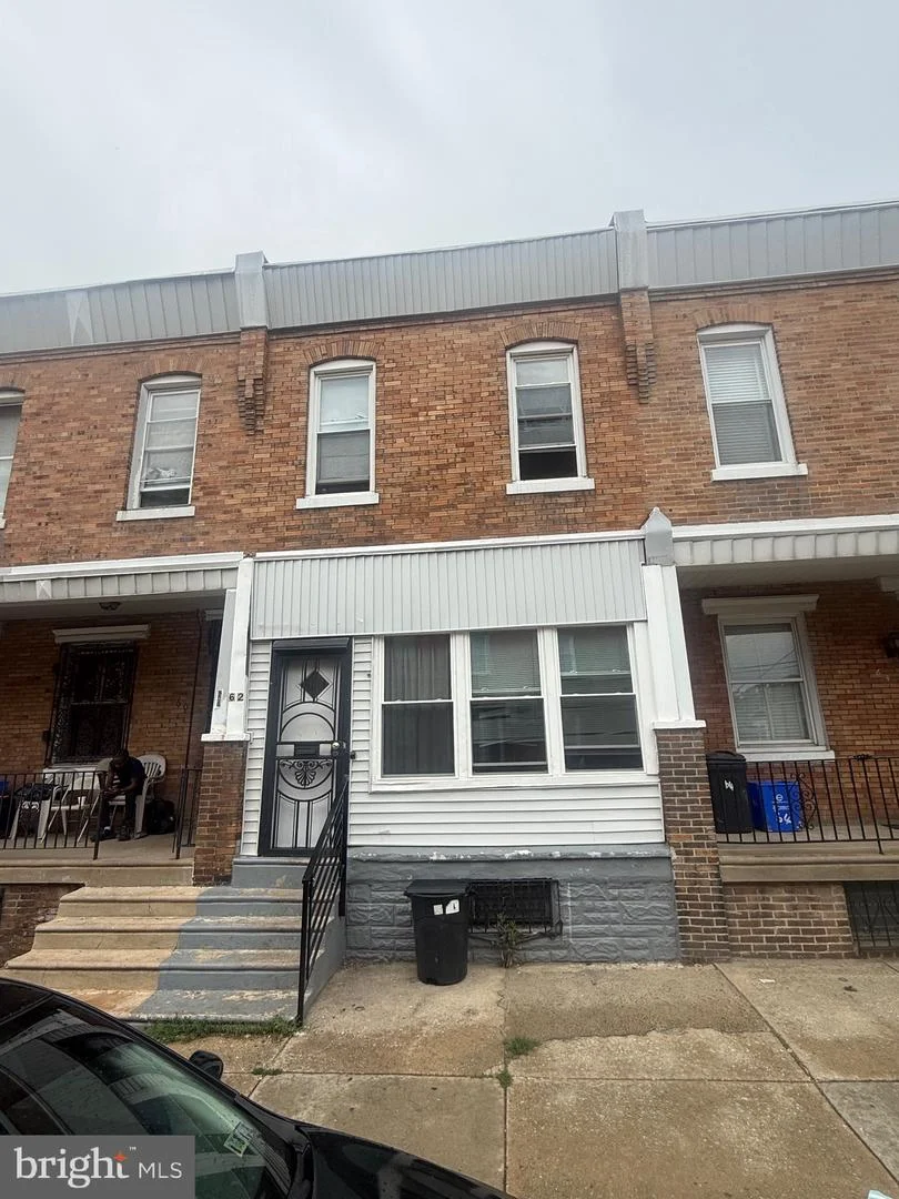 62 N Farson Street