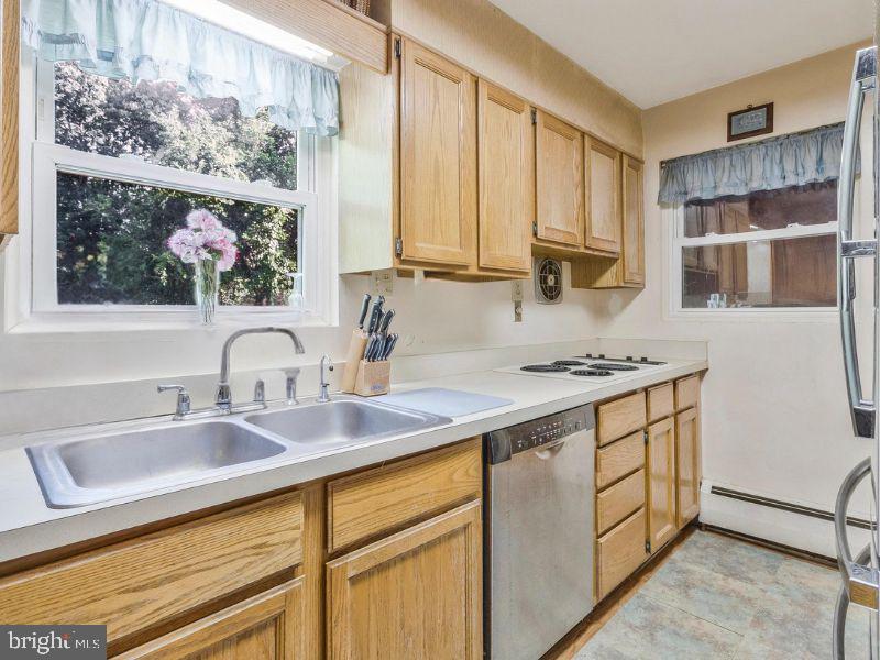 Photo 5 of 12 of 5664 W Mount Aventine Rd house