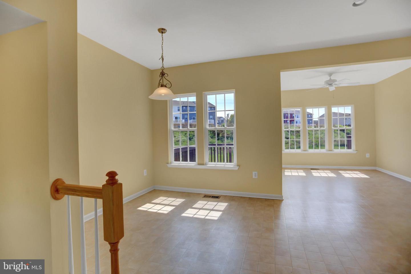 Photo 7 of 49 of 12430 N Welty Road townhome