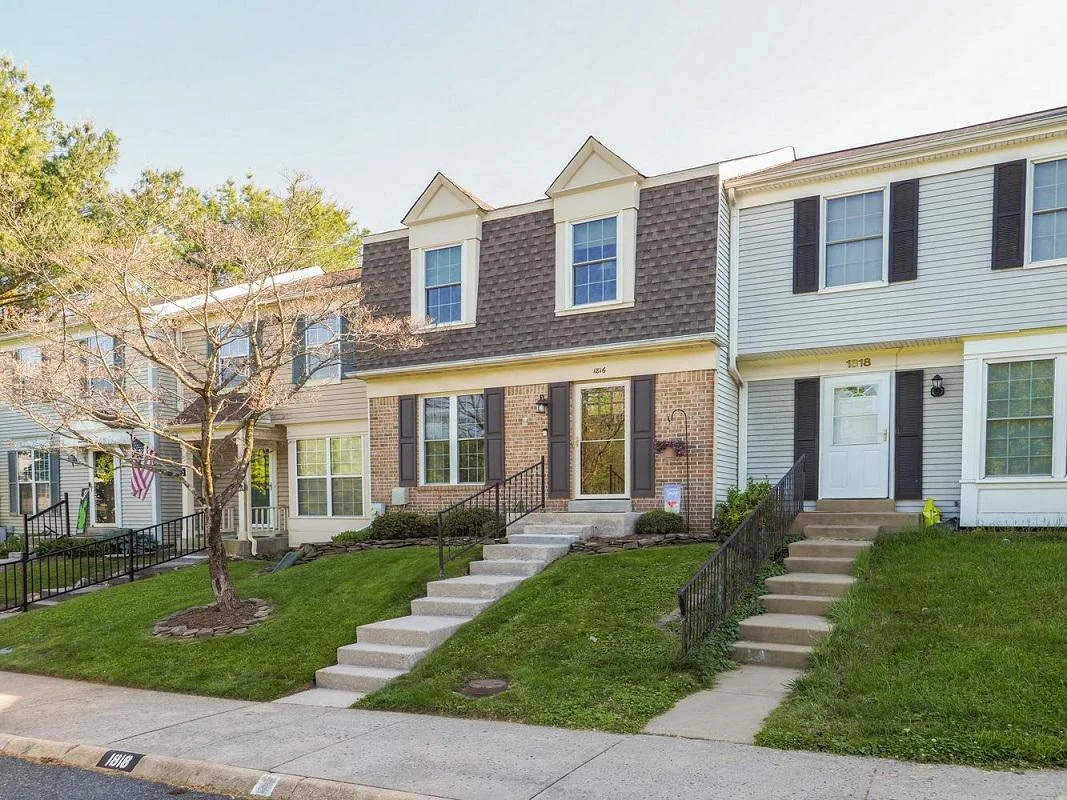 1816 Bramble Brook Lane