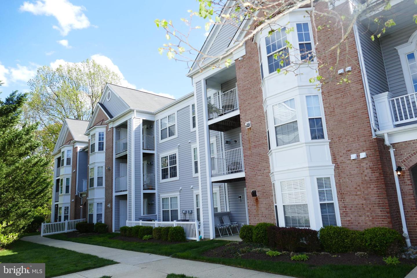 655 Burtons Cove Way #11