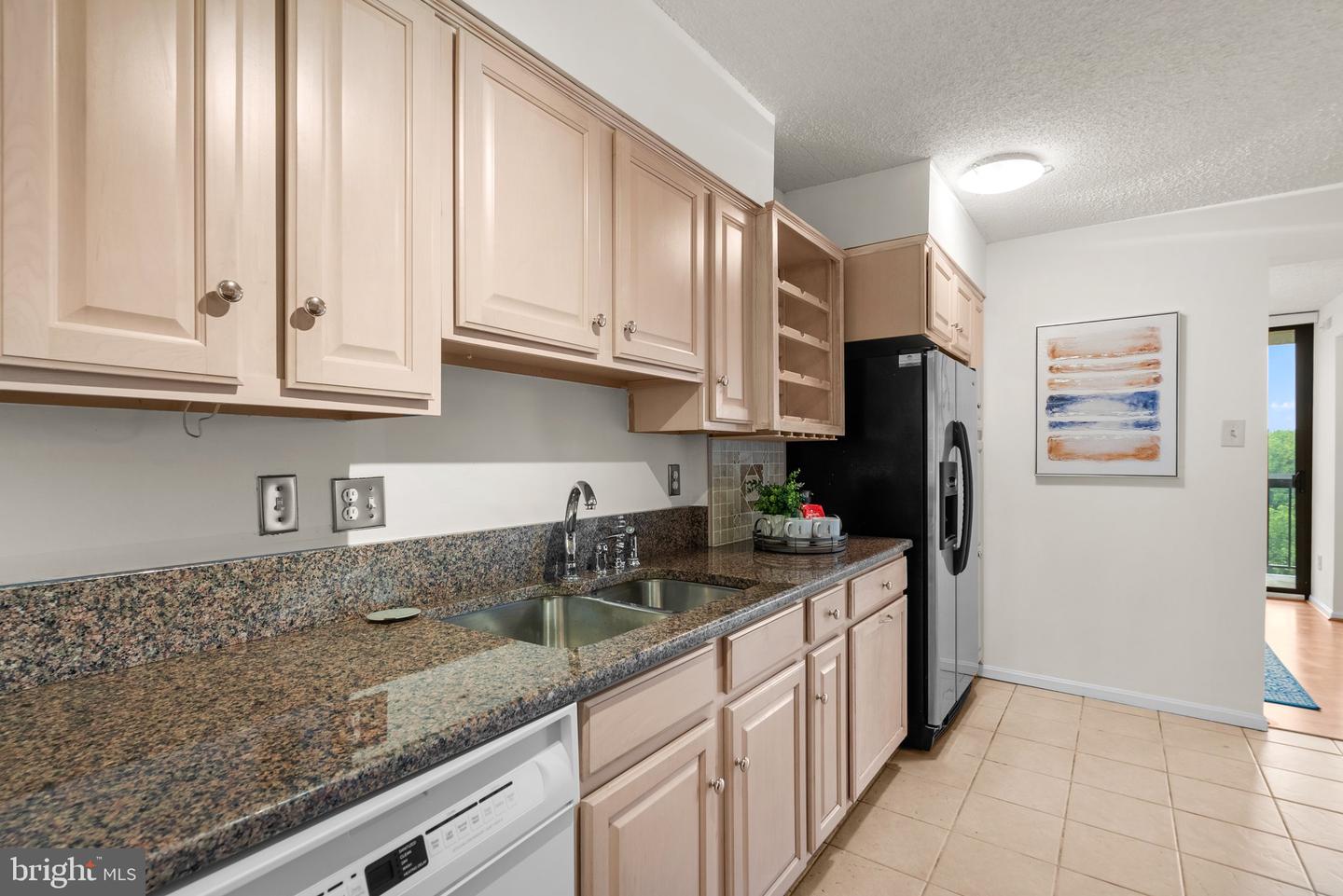 Photo 5 of 12 of 7401 Westlake Ter #1106 condo