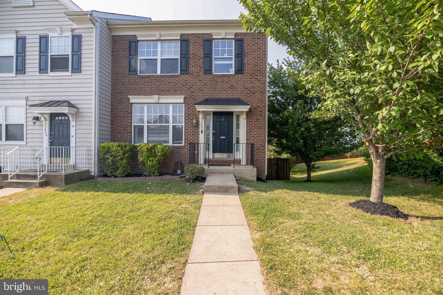 Photo 1 of 30 of 2565 Miranda Ct townhome