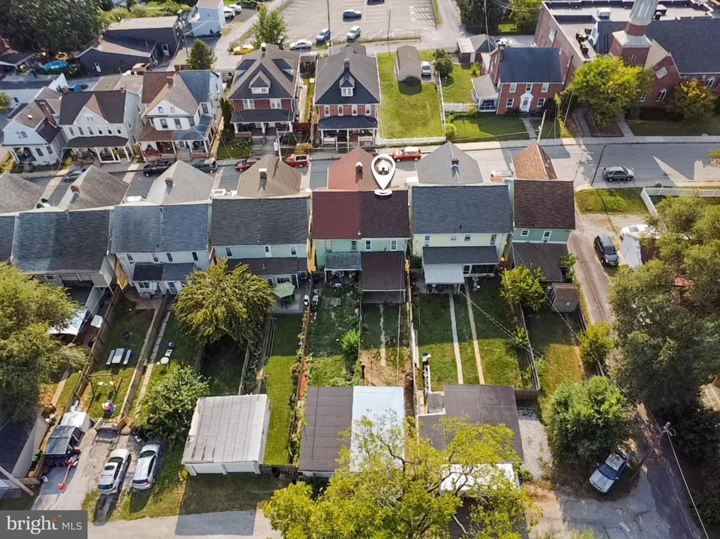 Photo 45 of 53 of 425 N Franklin St multi-family property