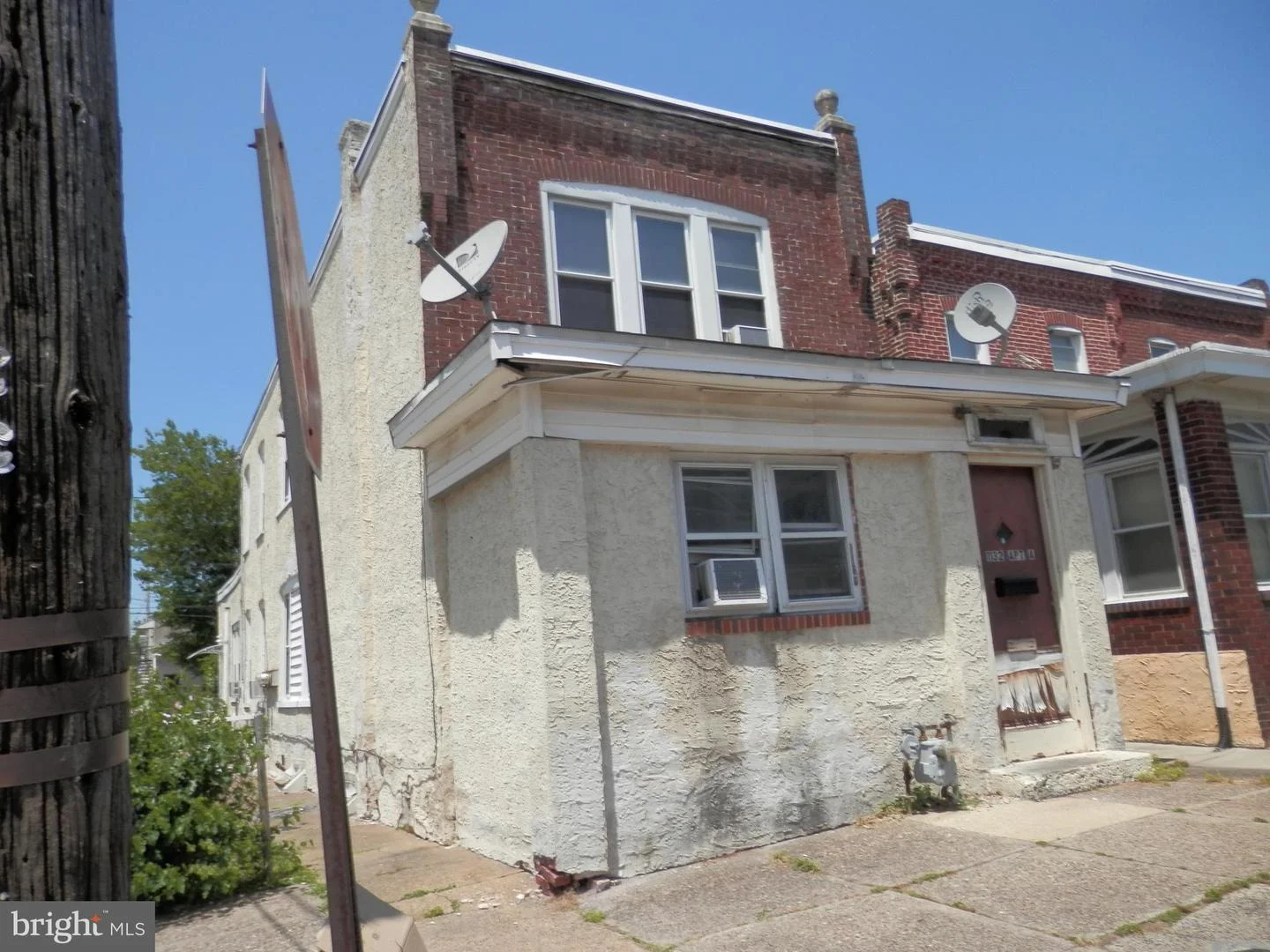 1132 W 8th Street