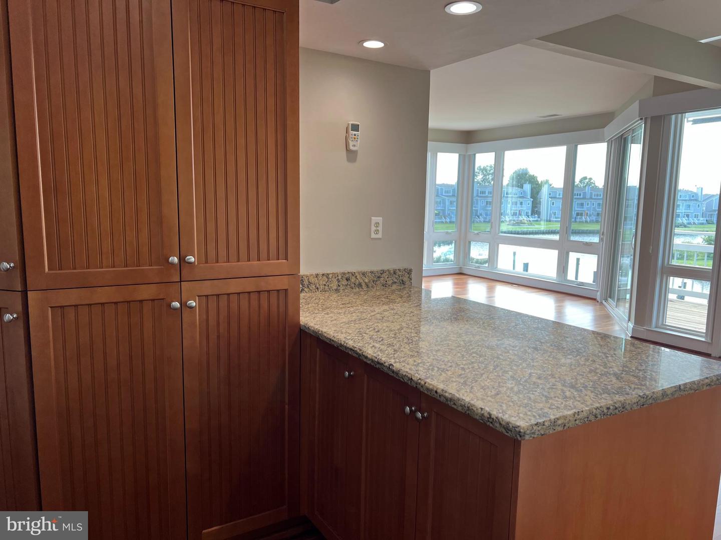 Photo 29 of 40 of 322 Oyster Cove Dr condo