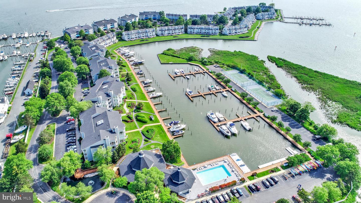 Photo 2 of 40 of 322 Oyster Cove Dr condo