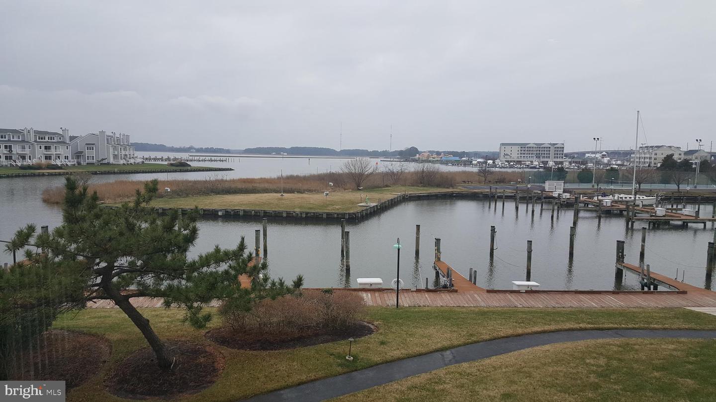 Photo 9 of 40 of 322 Oyster Cove Dr condo