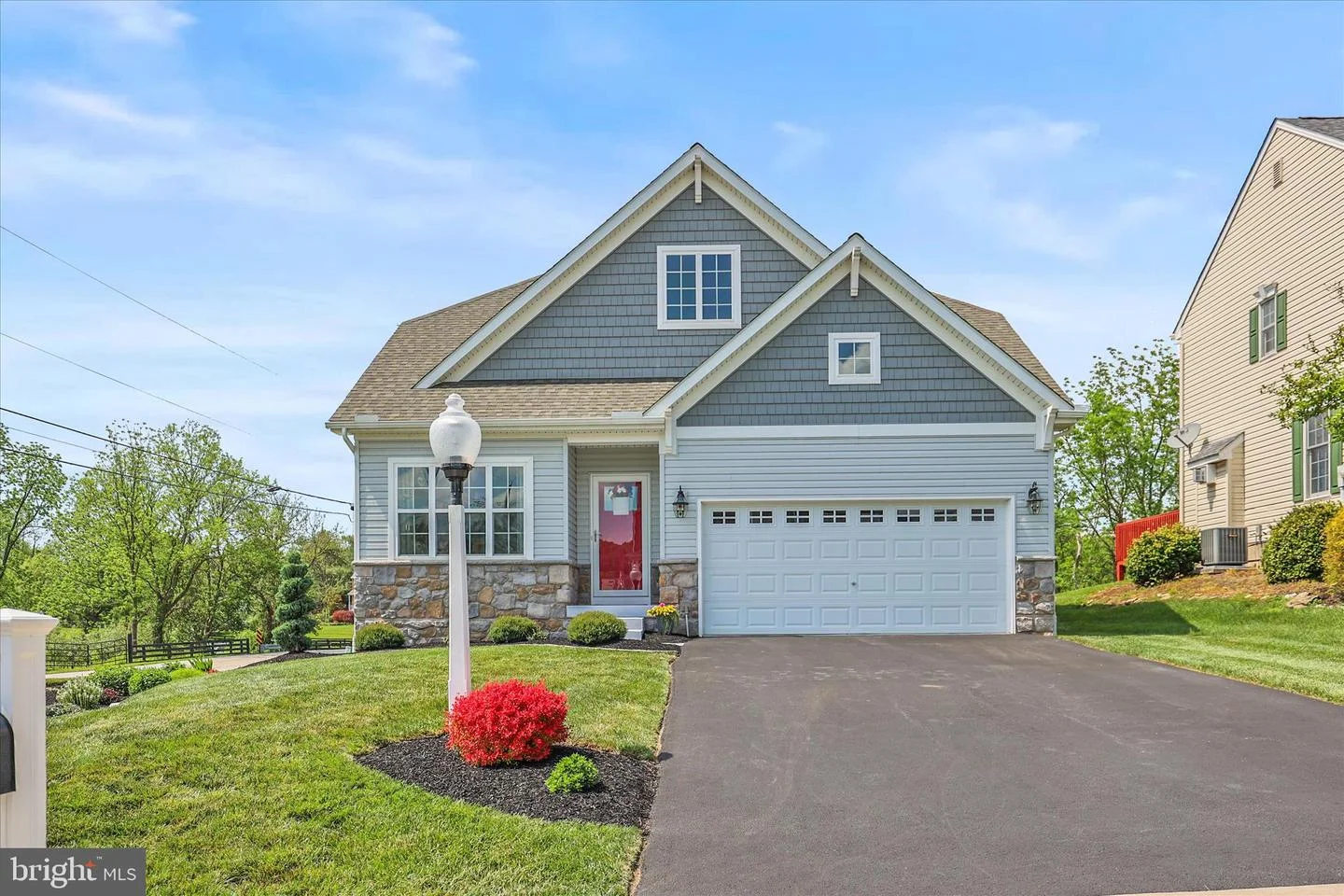 5 Surrey Lane, York, PA, 17402