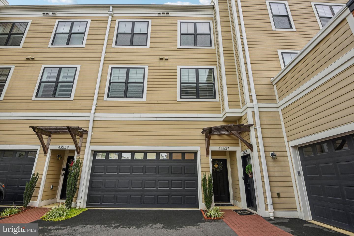 43537 Michigan Square, Leesburg, VA, 20176
