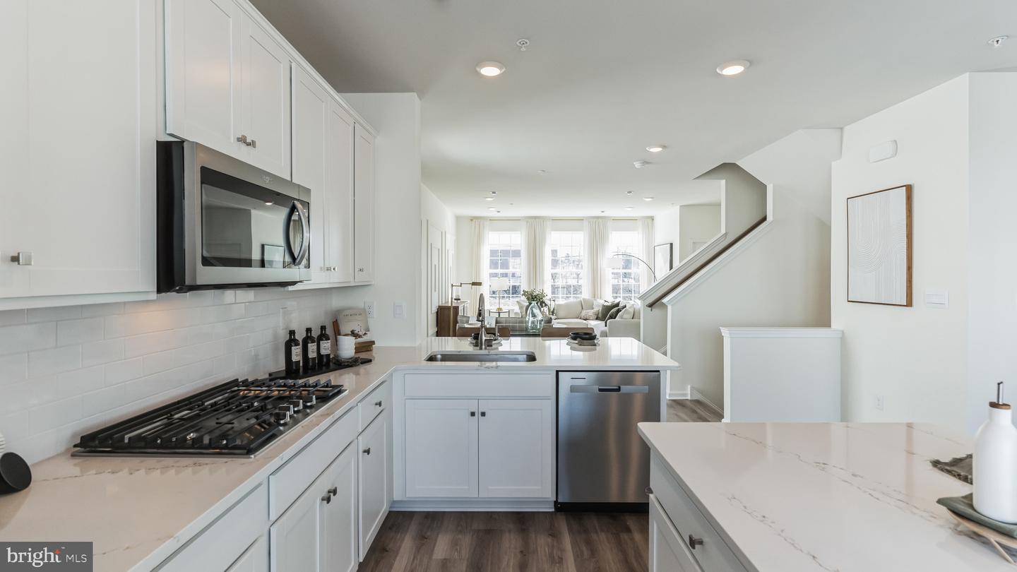 Photo 9 of 23 of 418 Nail Works St townhome