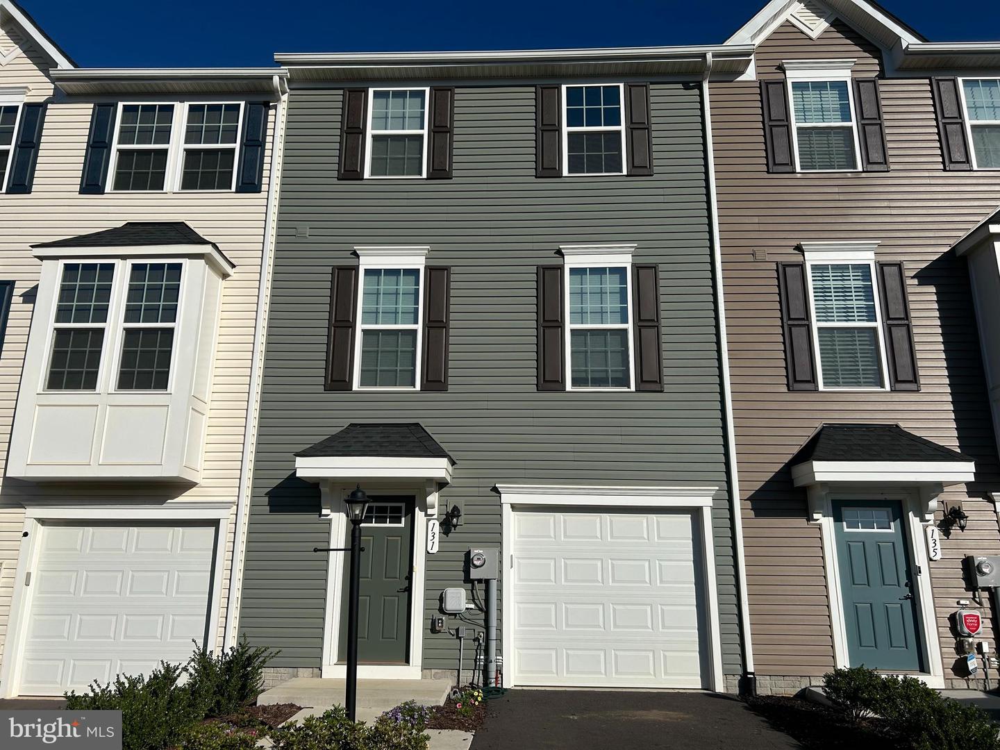 Photo 2 of 3 of 131 Dripping Springs Dr townhome