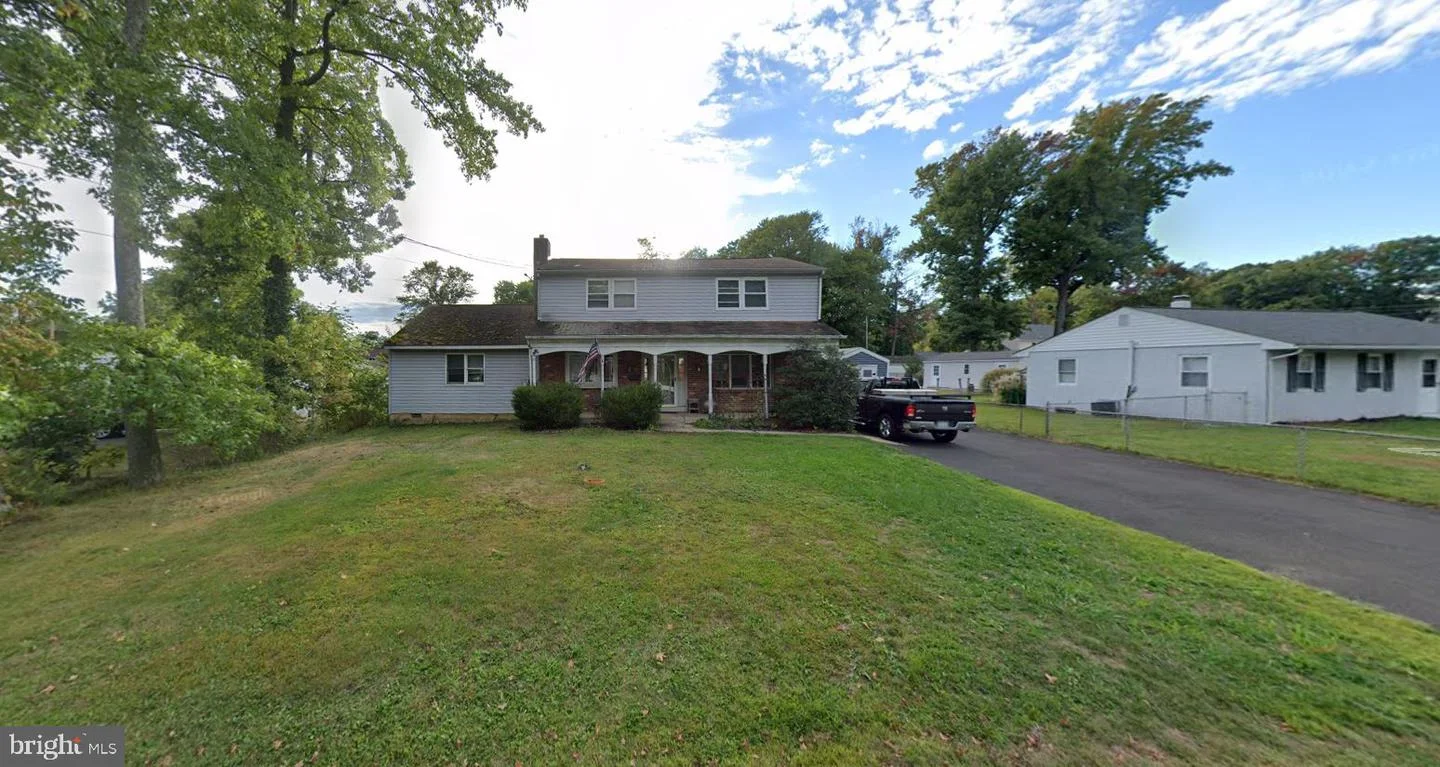 1232 Woodbine Avenue