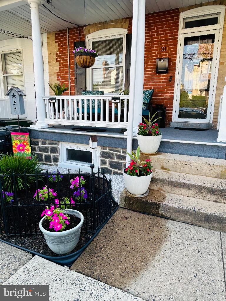 View Quakertown, PA 18951 townhome