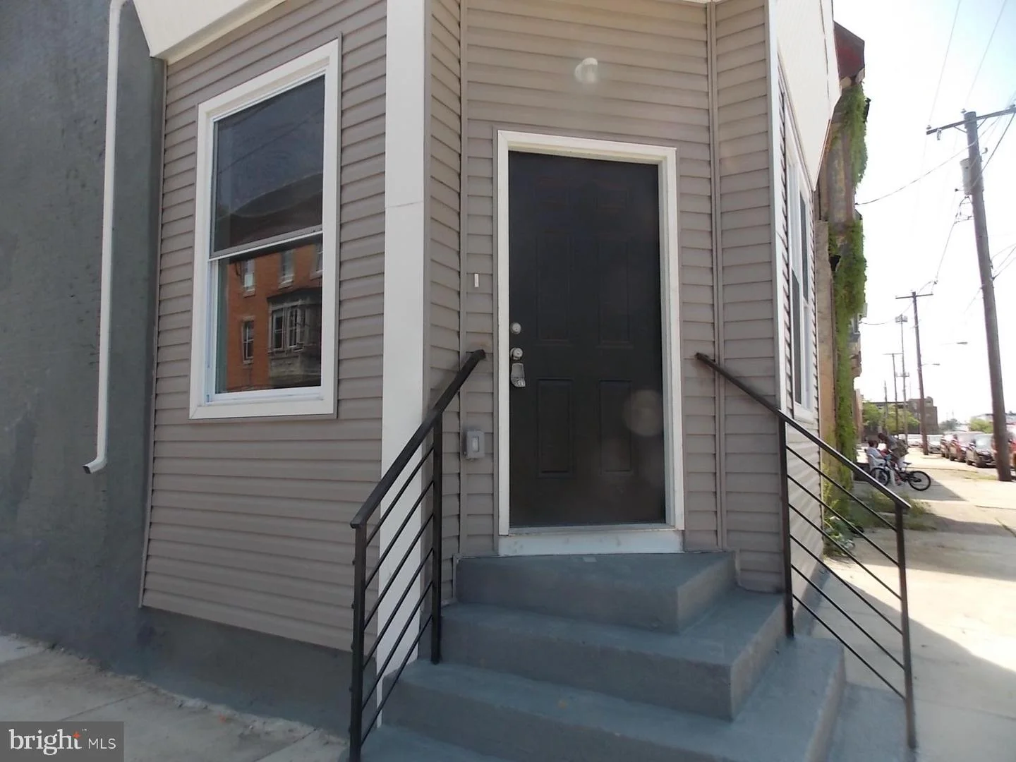 4200 W Thompson Street