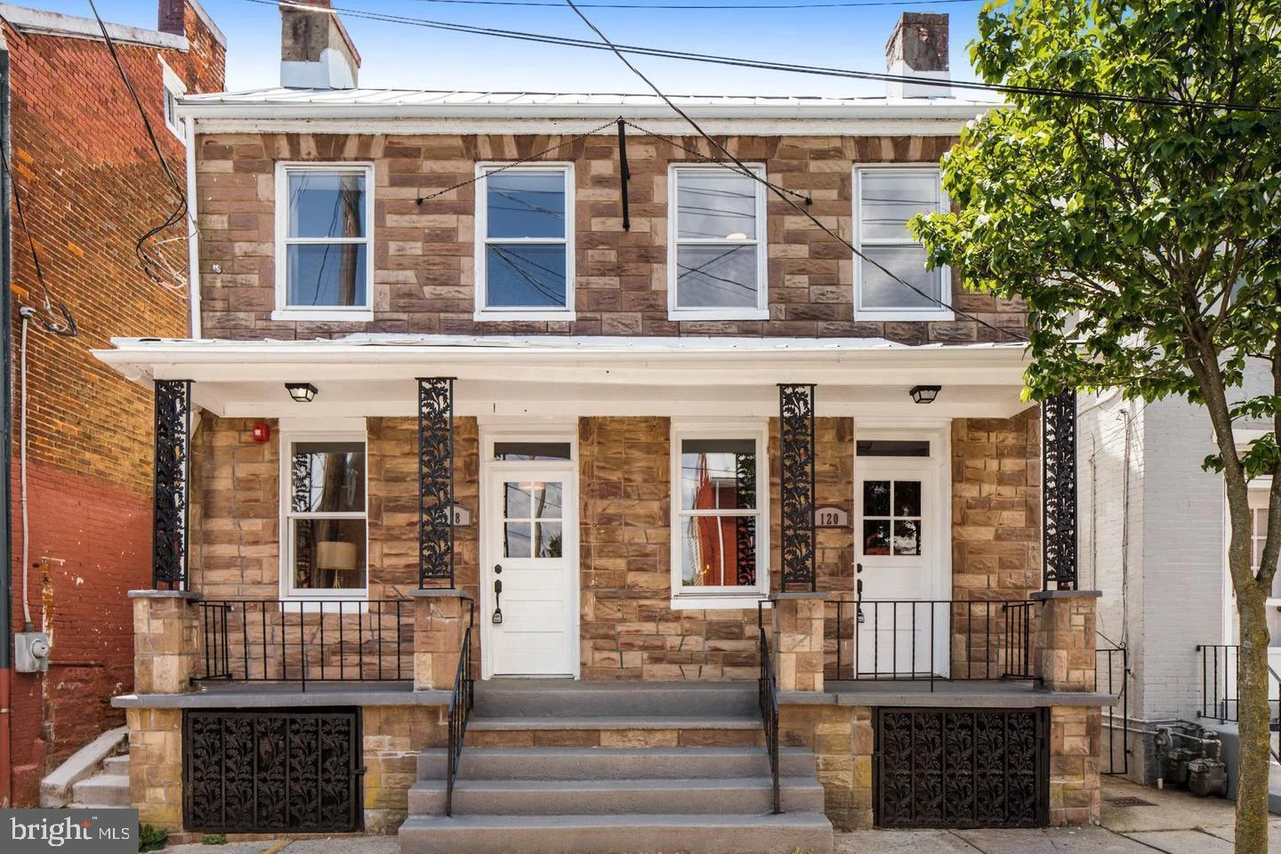 120 W All Saints Street