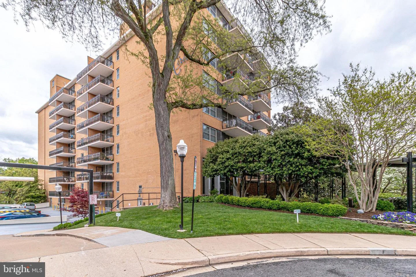 2030 N Adams Street Unit 1112