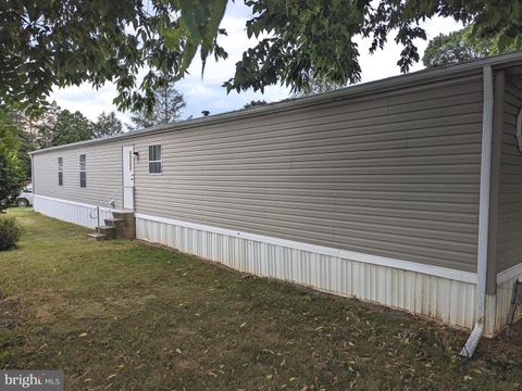 Manufactured Home in Lancaster PA 105 Madge DRIVE 17.jpg