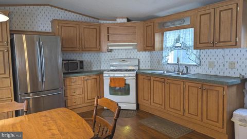 Manufactured Home in Lancaster PA 105 Madge DRIVE 4.jpg