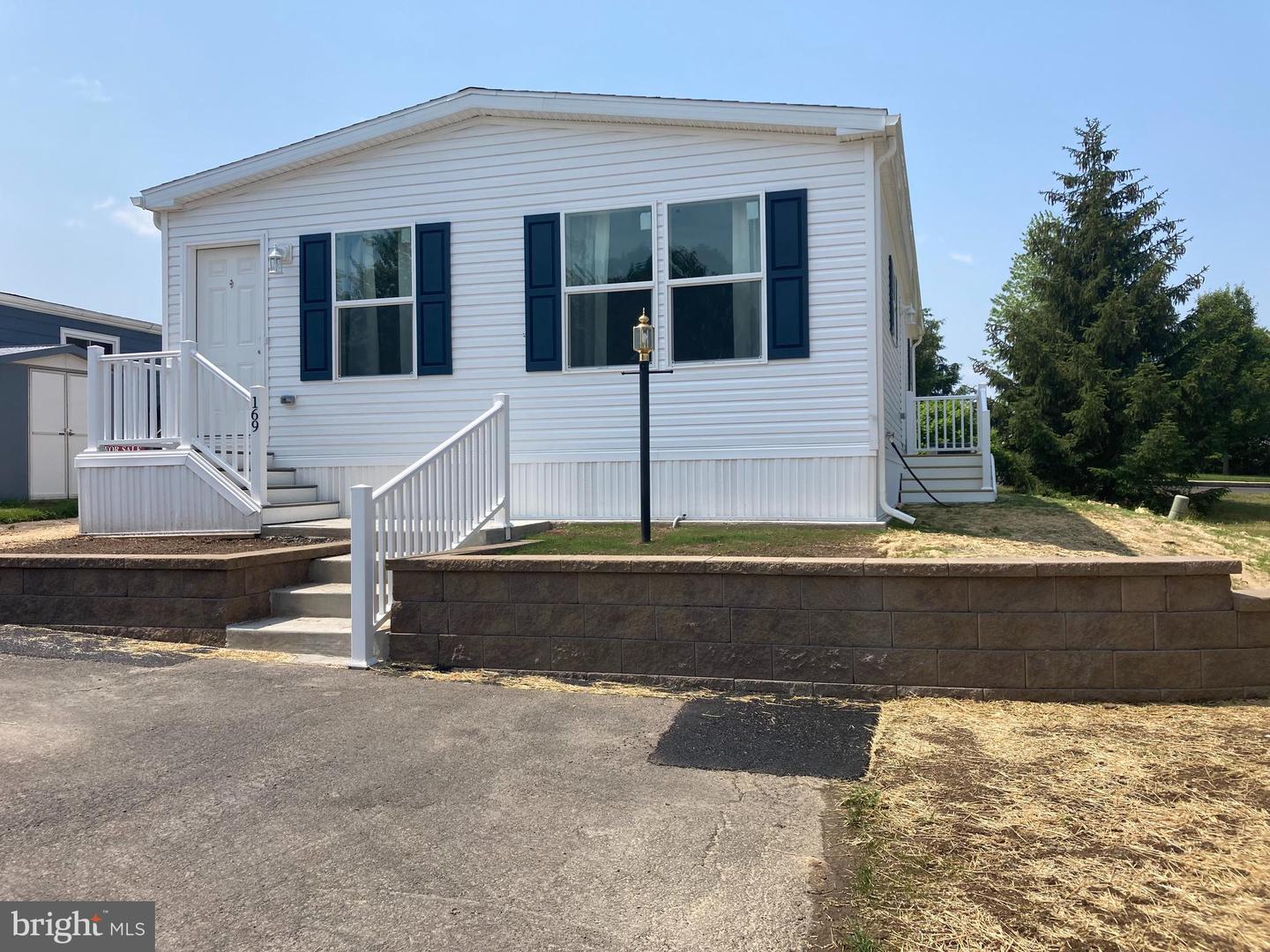 Photo 1 of 14 of 169 Hillside Ct mobile home