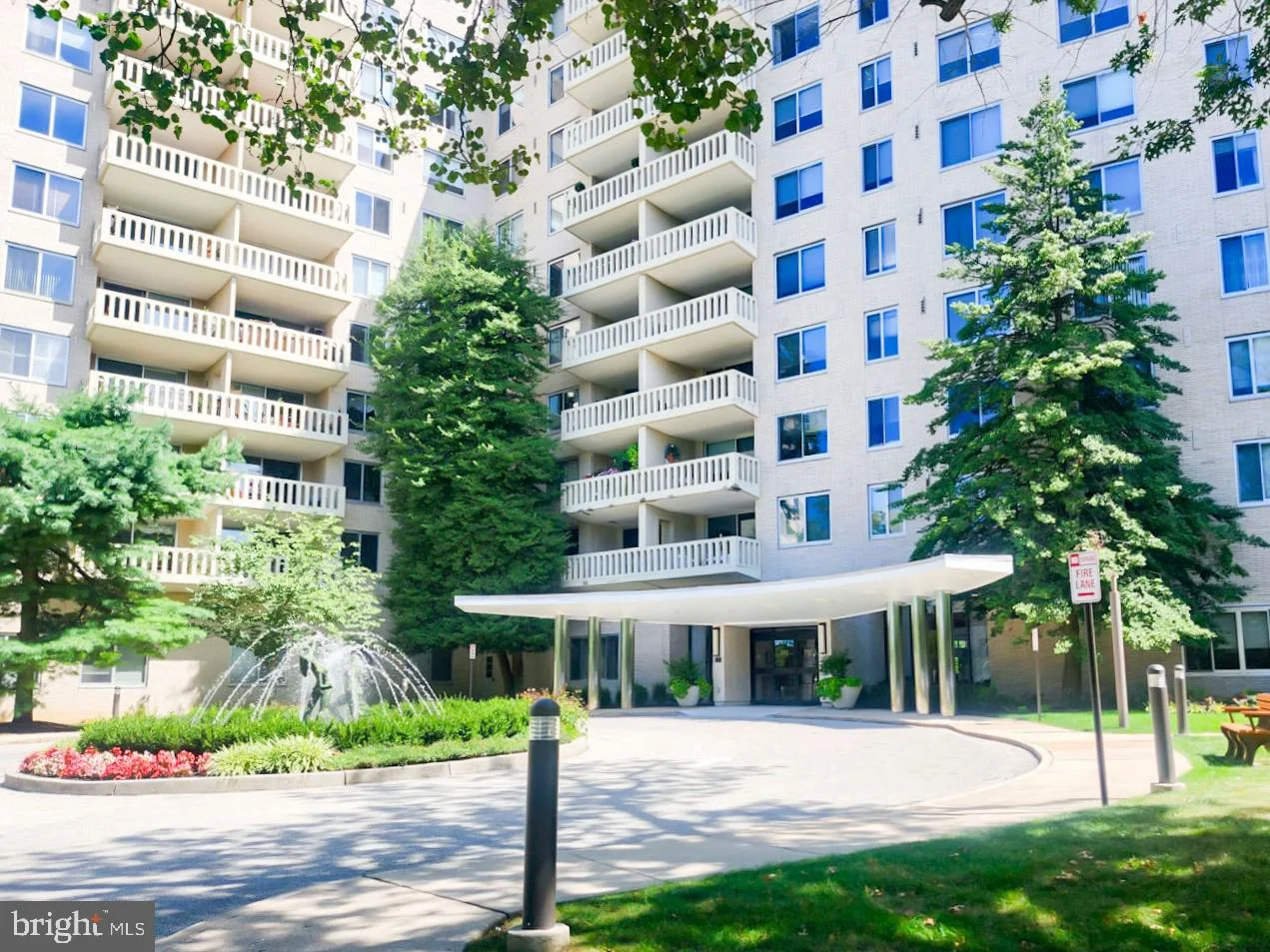 191 Presidential Boulevard Unit R414