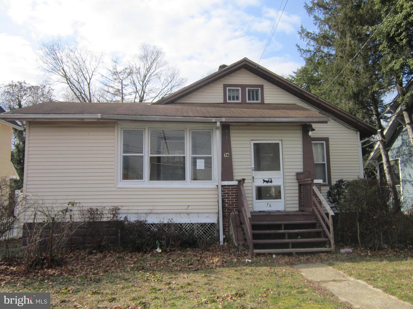 Photo 1 of 18 of 76 S Valley Ave #12 house