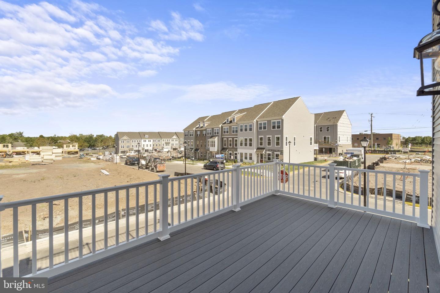 Photo 19 of 50 of 24164 Thurso Sq townhome