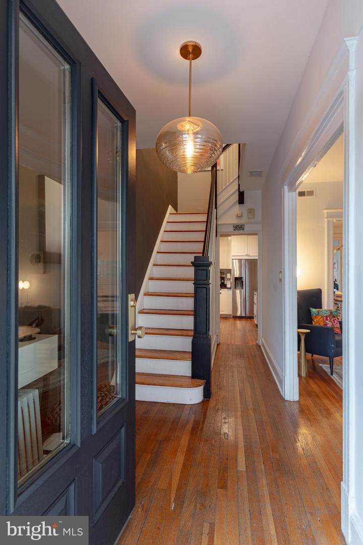 Photo 5 of 40 of 651 Irving St NW townhome