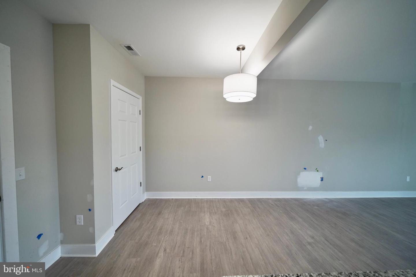 Photo 13 of 24 of 30609 Cedar Neck #3211 condo