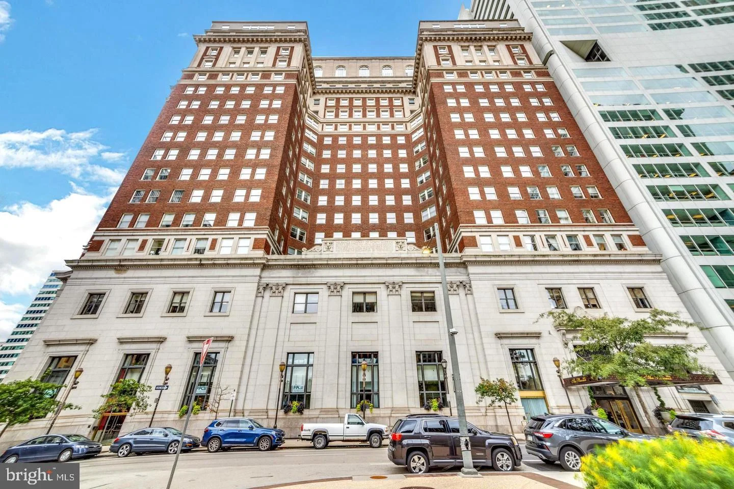 1600 Arch Street Unit 1905