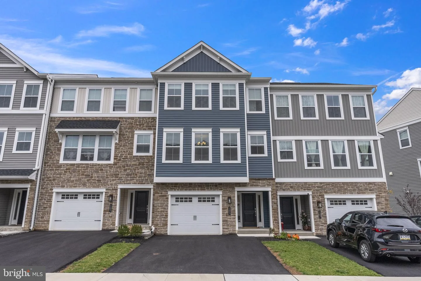 105 Higher Rock Court