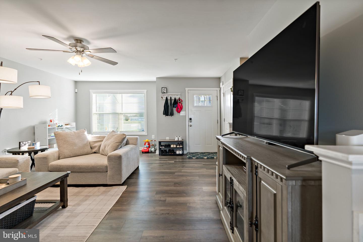 Photo 6 of 51 of 116 Carnes Way townhome