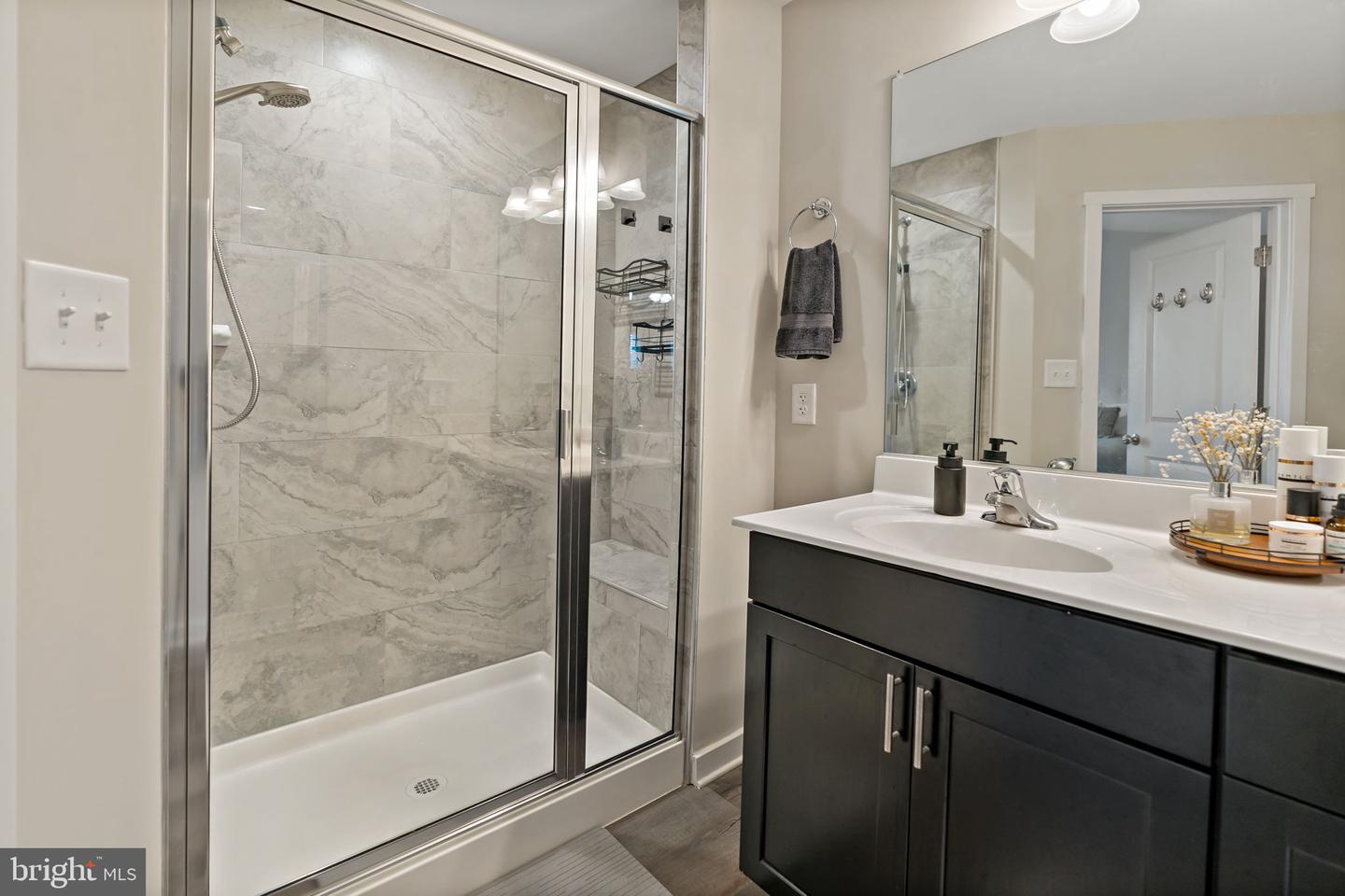 Photo 20 of 51 of 116 Carnes Way townhome