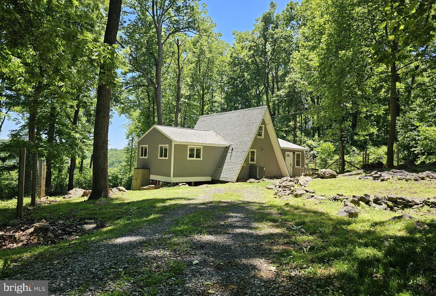 2628 High Top Road, Linden, VA, 22642