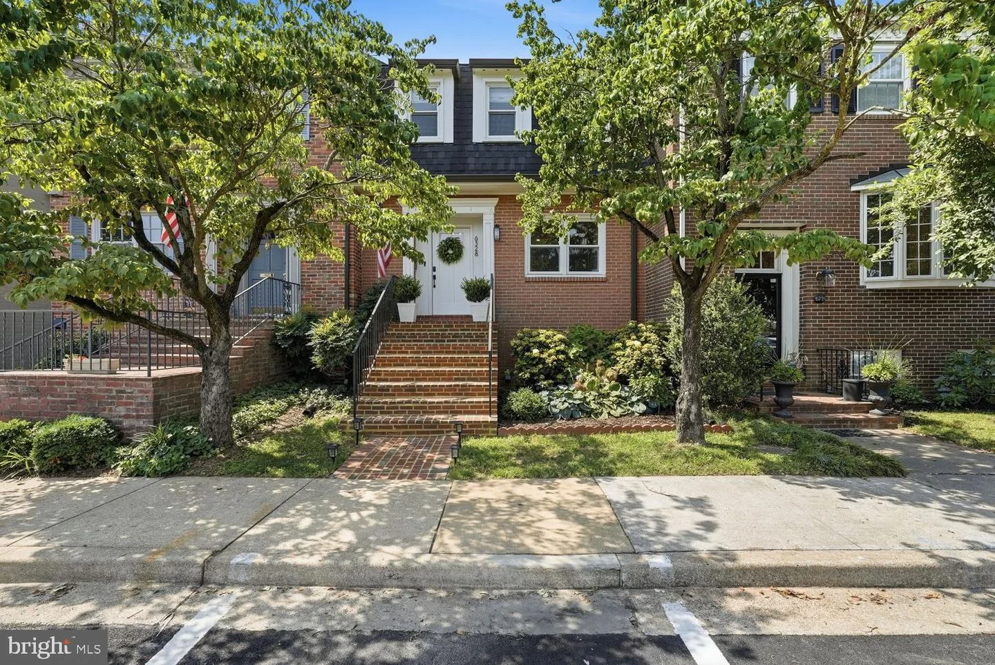 6328 Golf Course Square
