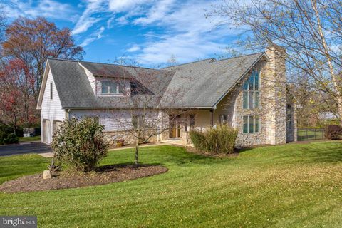 Single Family Residence in Columbia PA 1399 Prospect ROAD.jpg