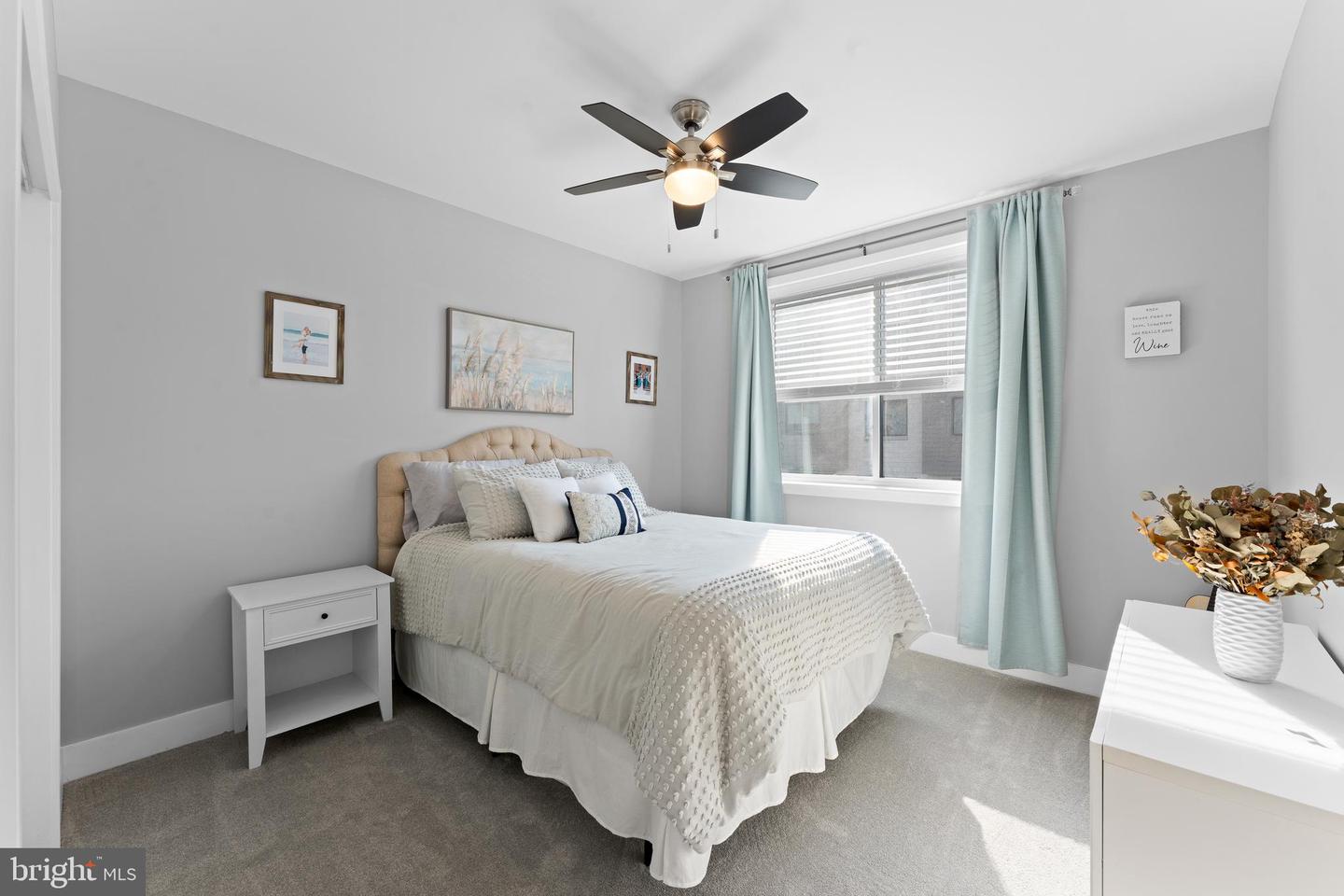 Photo 18 of 26 of 701 Lakeview Ct #Bldg 700 townhome
