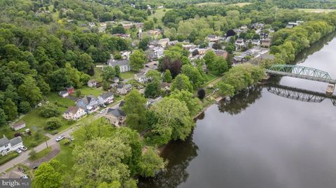 Single Family Residence in Milford NJ 93 Spring Garden STREET 35.jpg