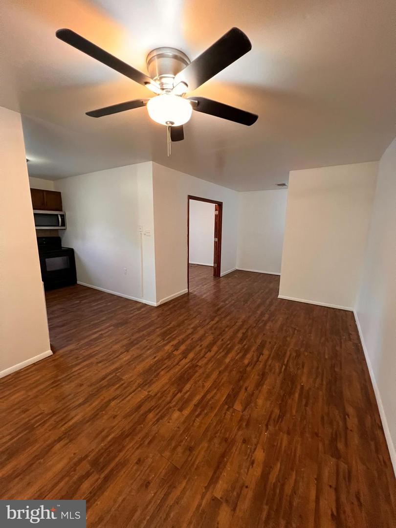 Photo 32 of 36 of 3922 Rolling Rd #A-5 condo