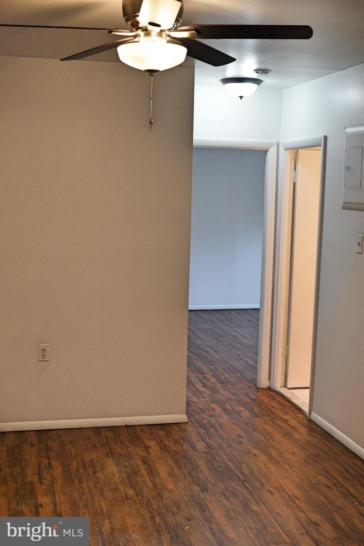 Photo 21 of 36 of 3922 Rolling Rd #A-5 condo