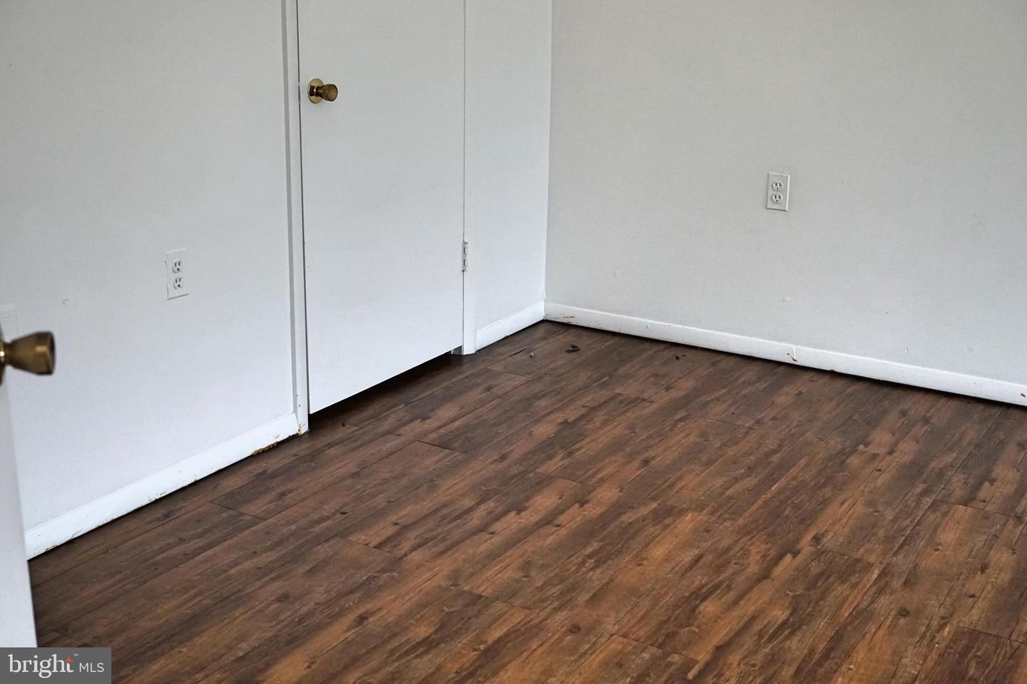 Photo 19 of 36 of 3922 Rolling Rd #A-5 condo