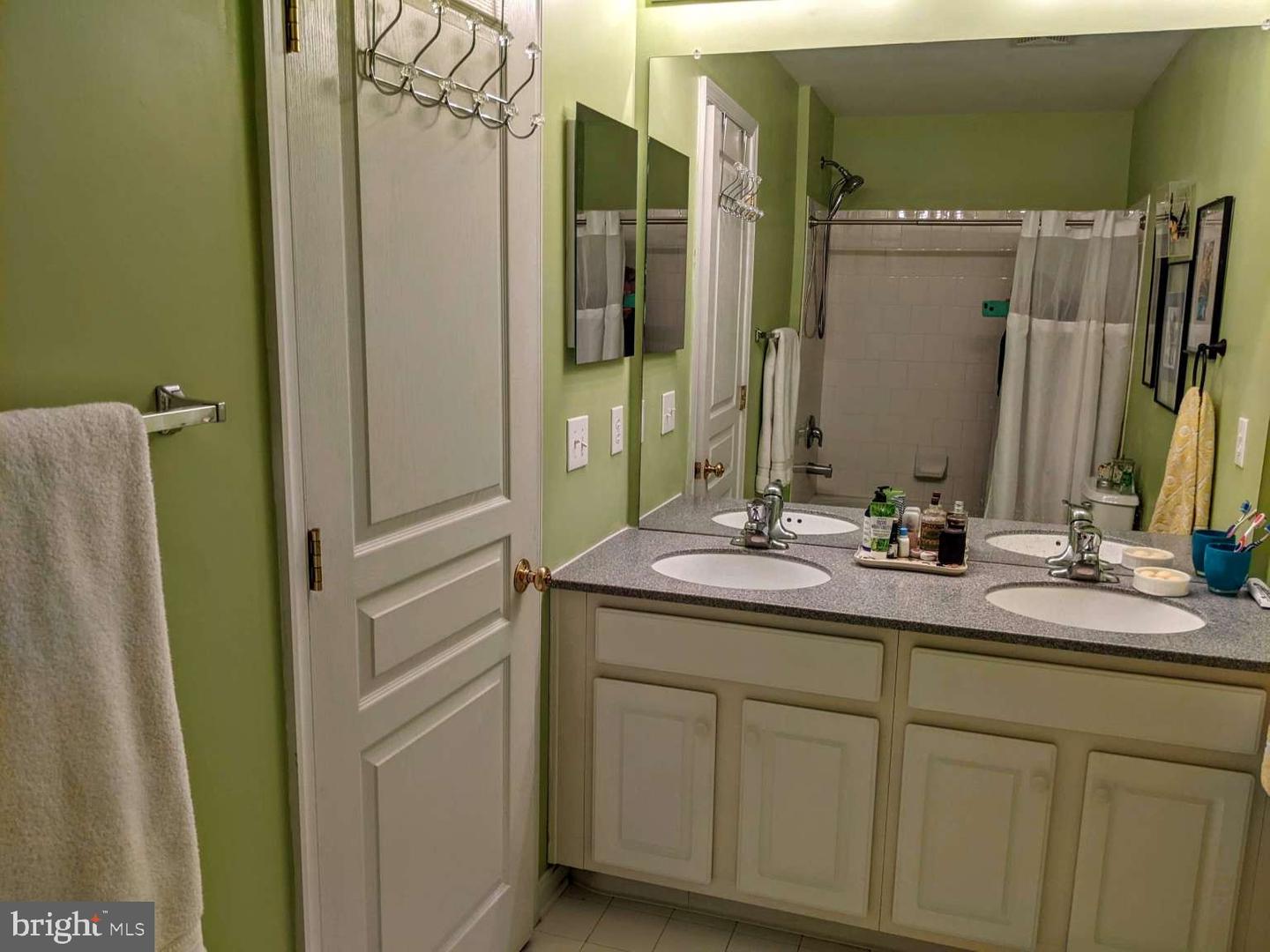 Photo 21 of 25 of 160 Pipers Inn Dr townhome