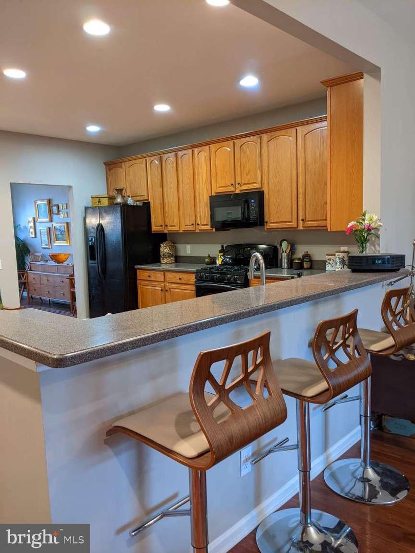 Photo 13 of 25 of 160 Pipers Inn Dr townhome