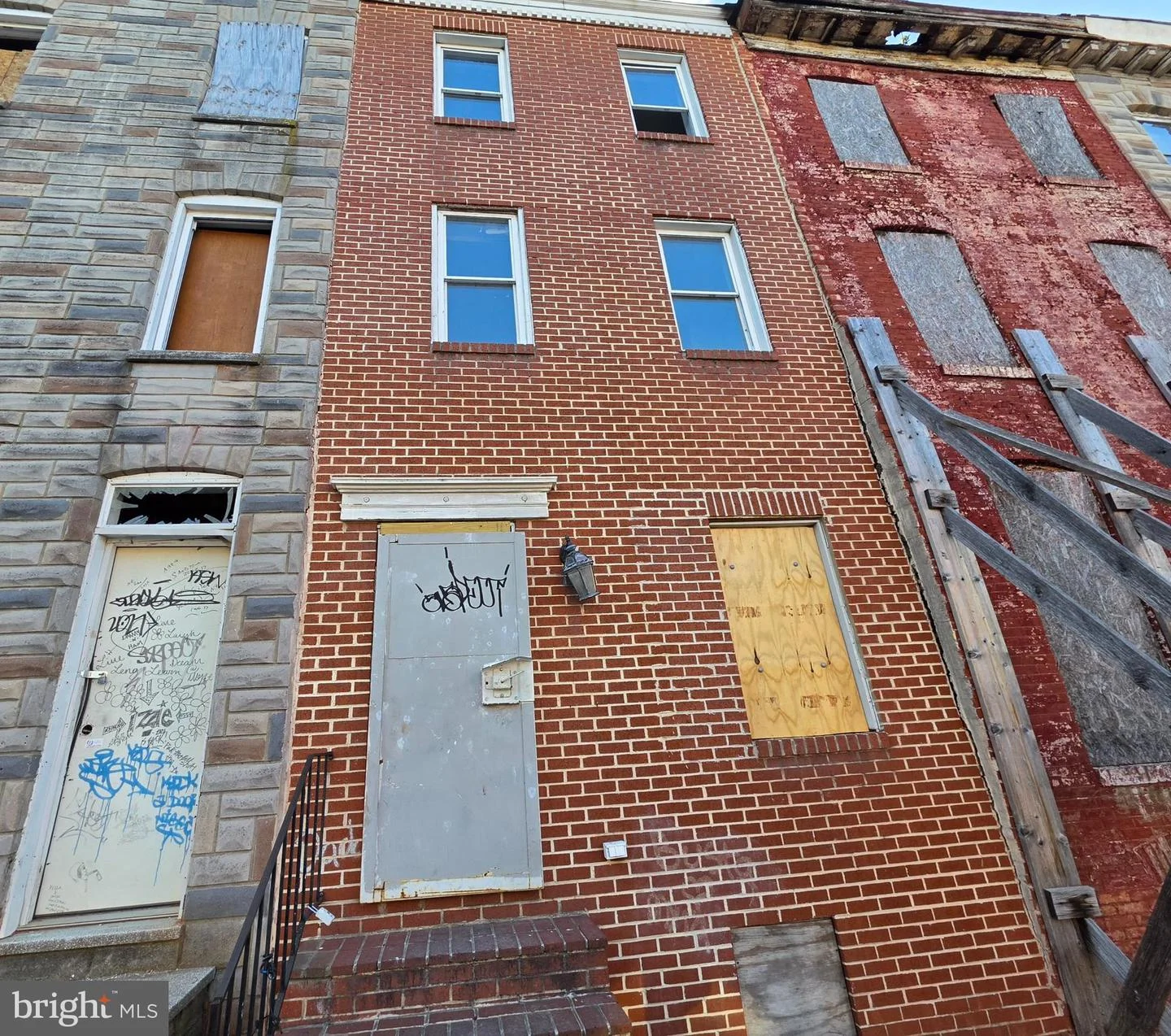 336 S Stricker Street