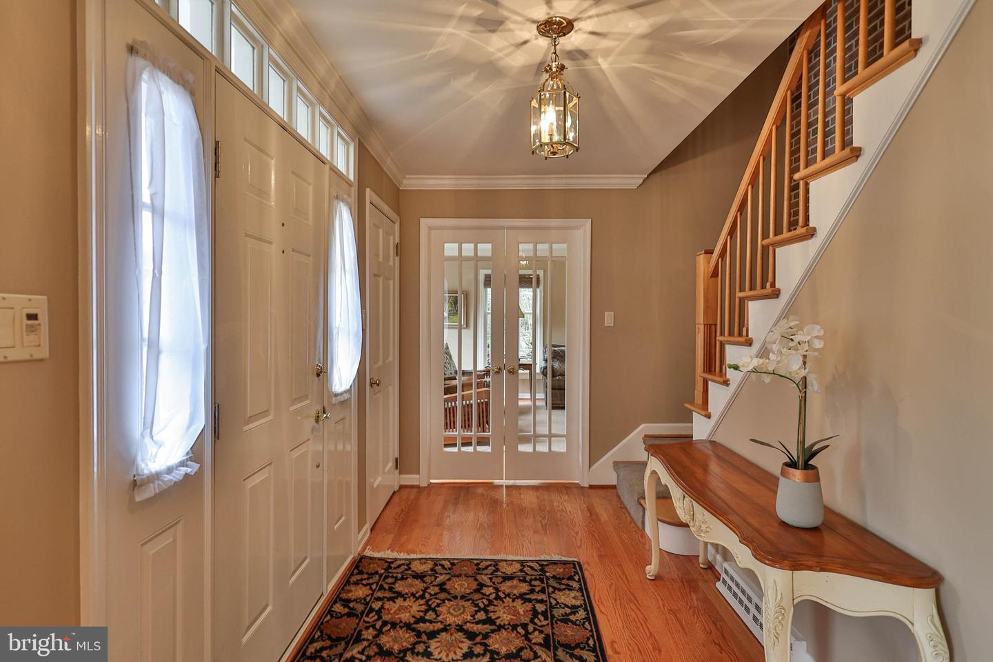 Photo 6 of 54 of 3131 Bradford Cir house