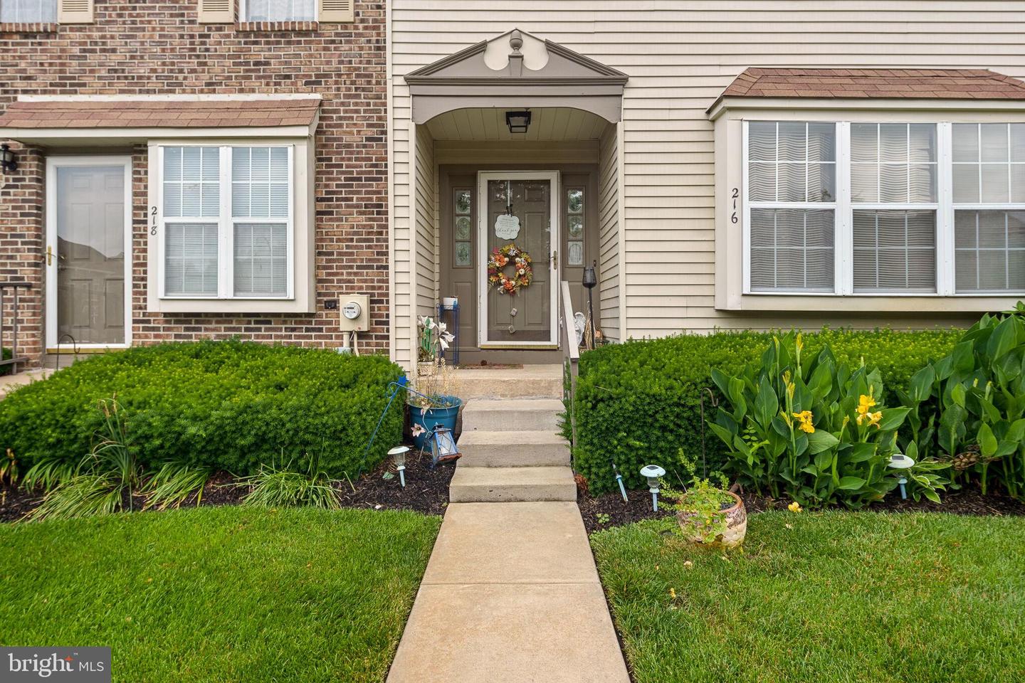 Photo 2 of 31 of 216 Martins Way townhome